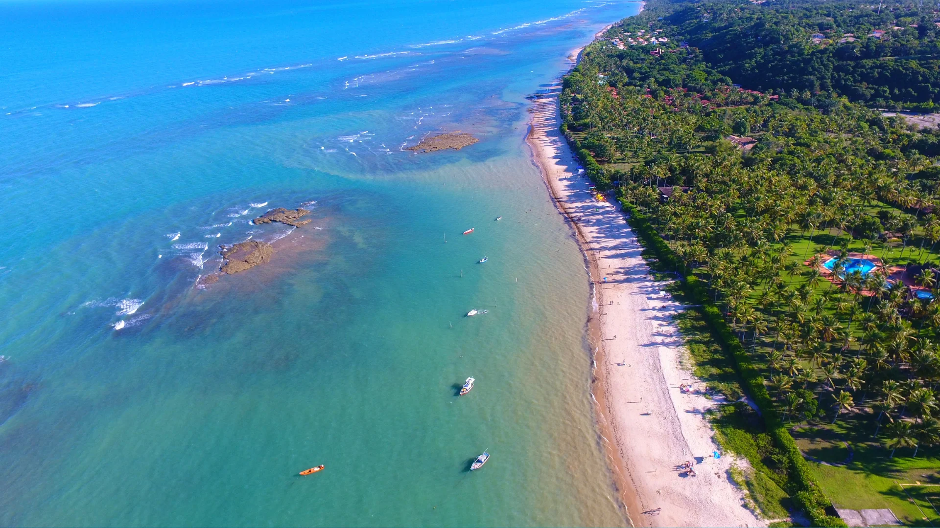 Photo by Drone 3 - Canva